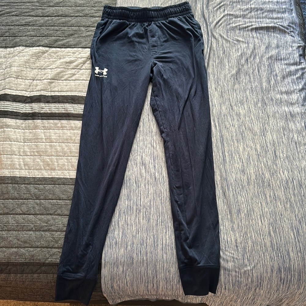 Men’s under Armour athletic pants  (very lightweight)